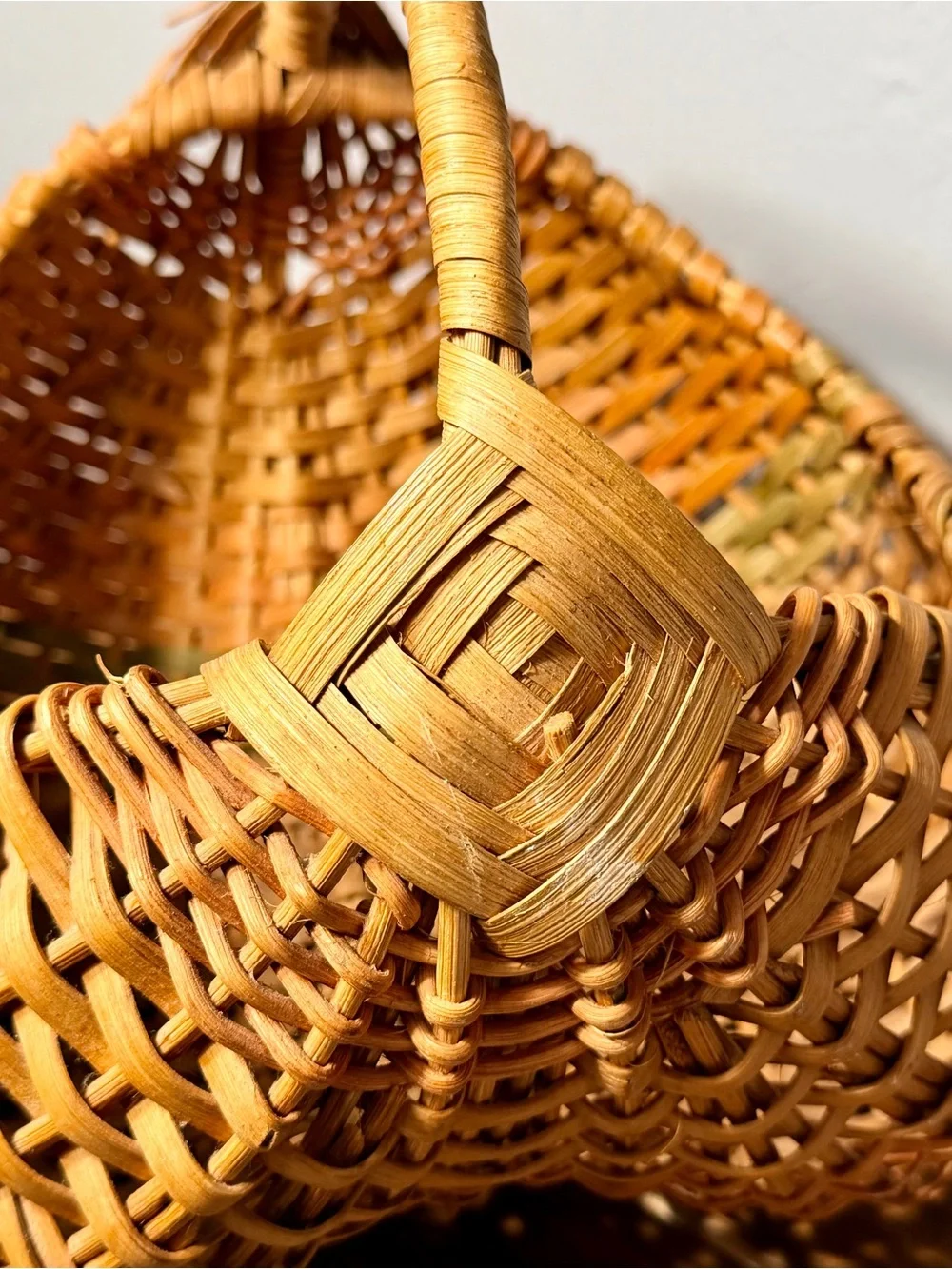 Vintage Woven Rattan Handheld Basket Bag - Natural Brown